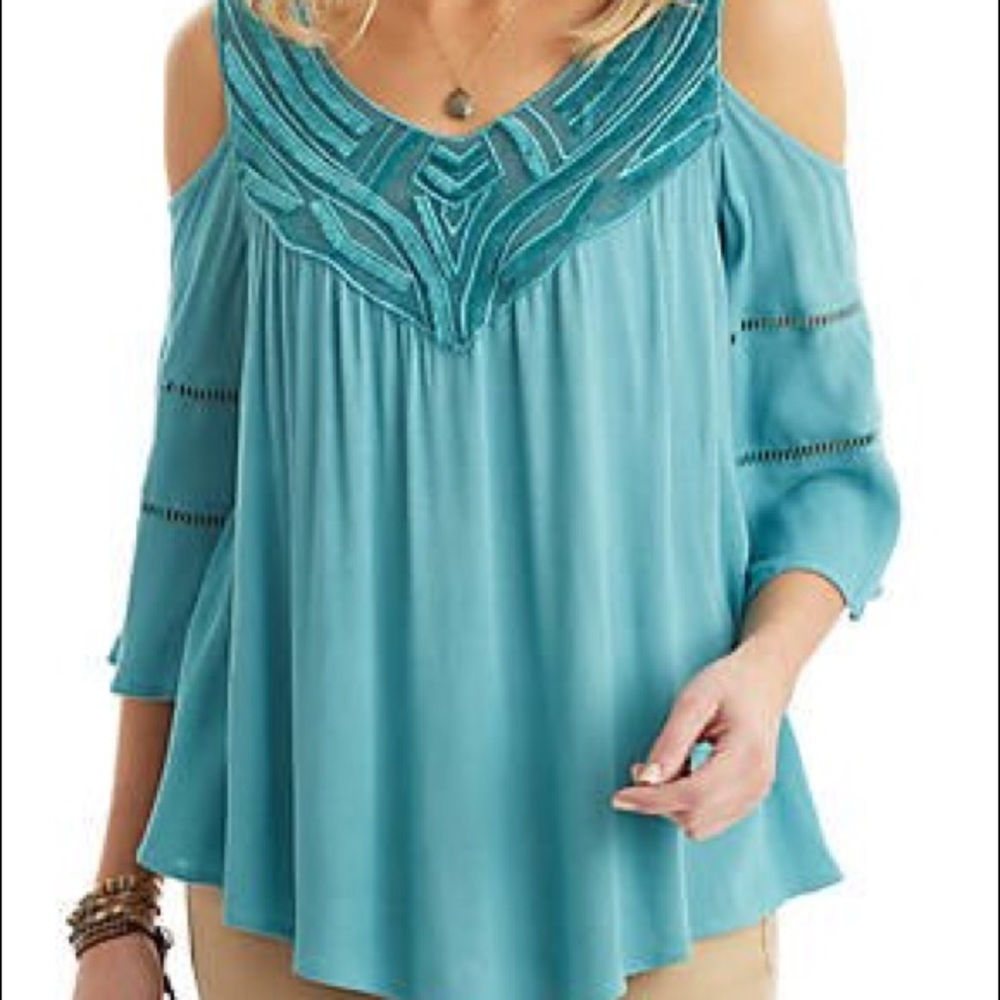 DEMOCRACY Very cute stylish  cold shoulder too